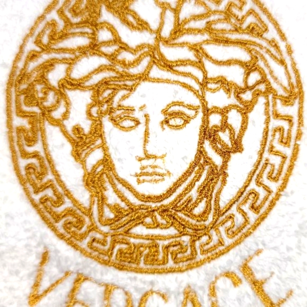 Embroidered Medusa Hand Towel Set